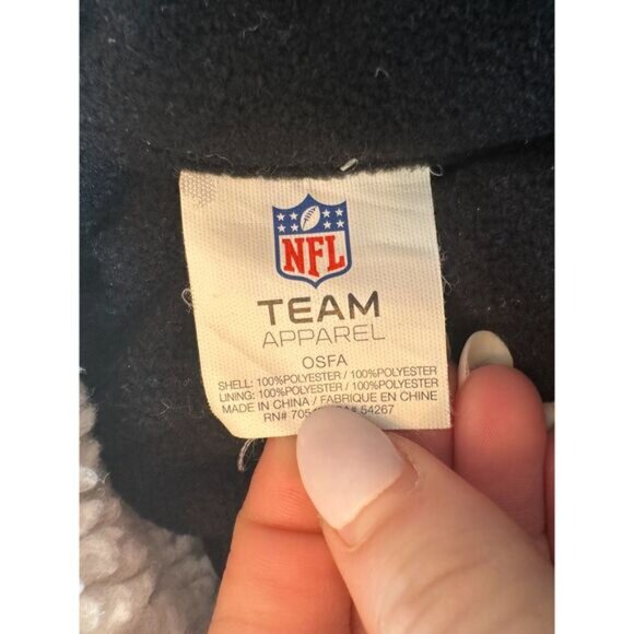 NFL Team Apparel Tennessee Titans Faux Sherpa Lined Hat - Picture 5 of 5